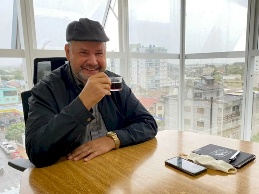 Ala do MDB é contra aliança com Lula para presidência