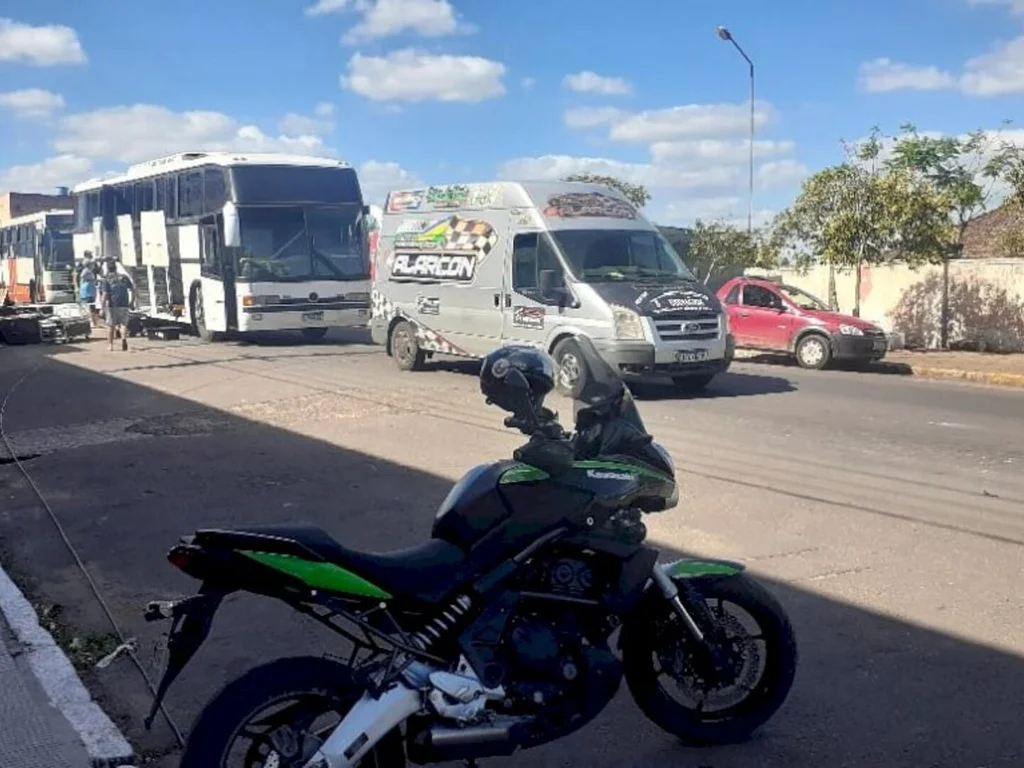 Envolto em polêmicas, começa hoje Bagé Super Moto