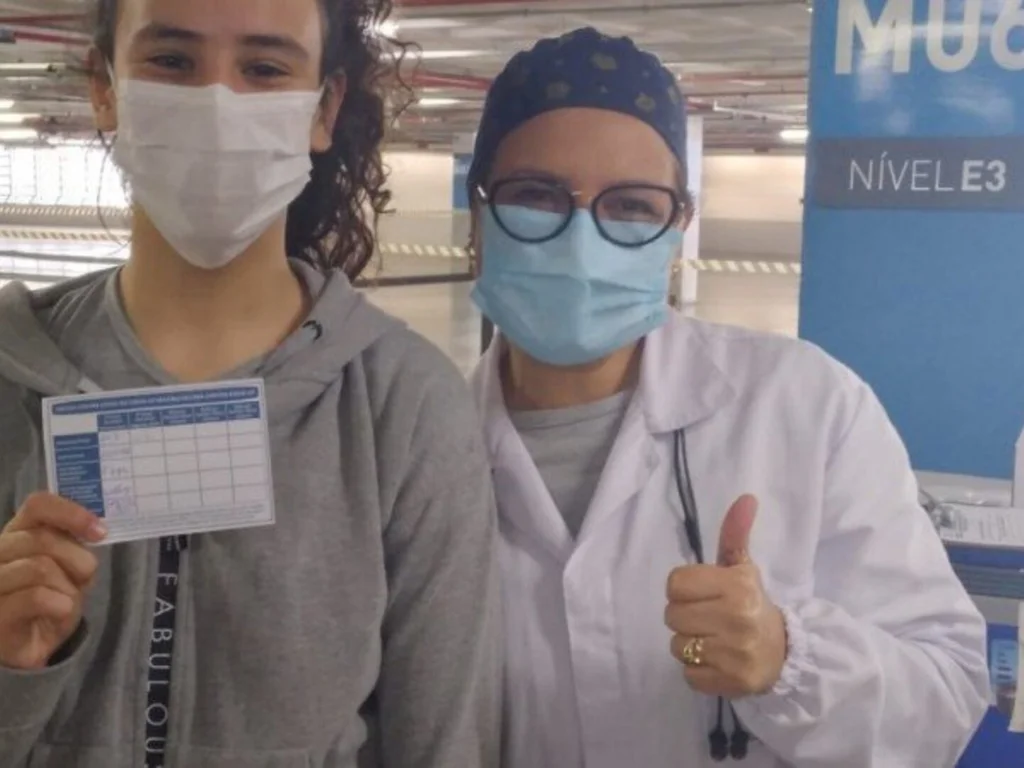 Mais da metade dos adolescentes já foi vacinada