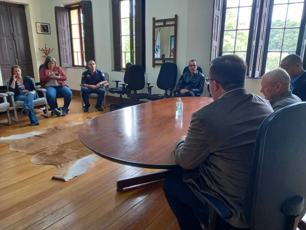 Daeb sugere que entidades suspendam eventos