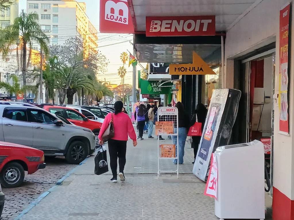 Agosto registra novo aumento de negativados