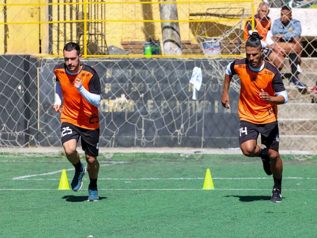 Bagé fará amistosos visando início da Segundona