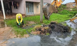 Mais de 93 milímetros resultam em alagamentos em toda cidade