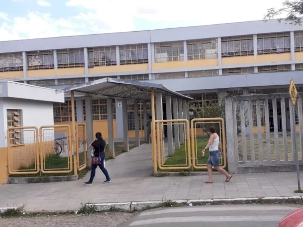 Polícia ouve alunos sobre o caso da Escola Justino Quintana