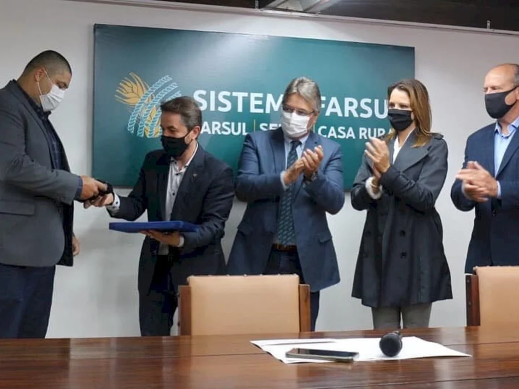 Homenagem para quem  combate os crimes do campo