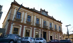 Prefeito recebe homenagem do Exército