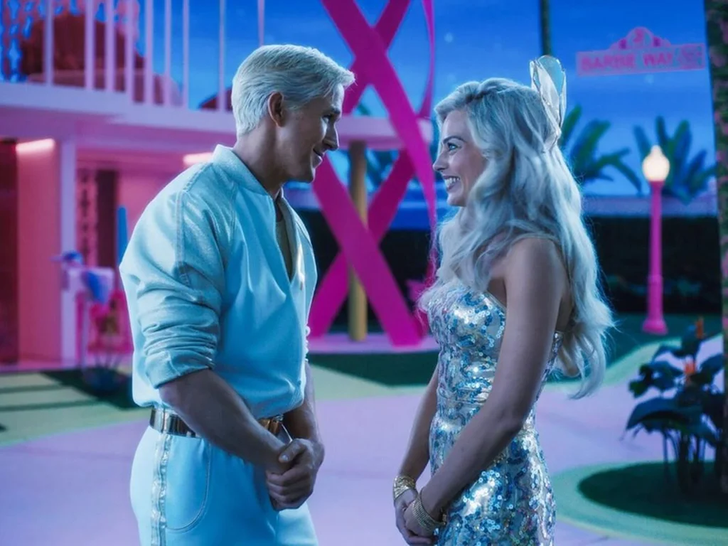 Barbie permanece mais uma semana em cartaz