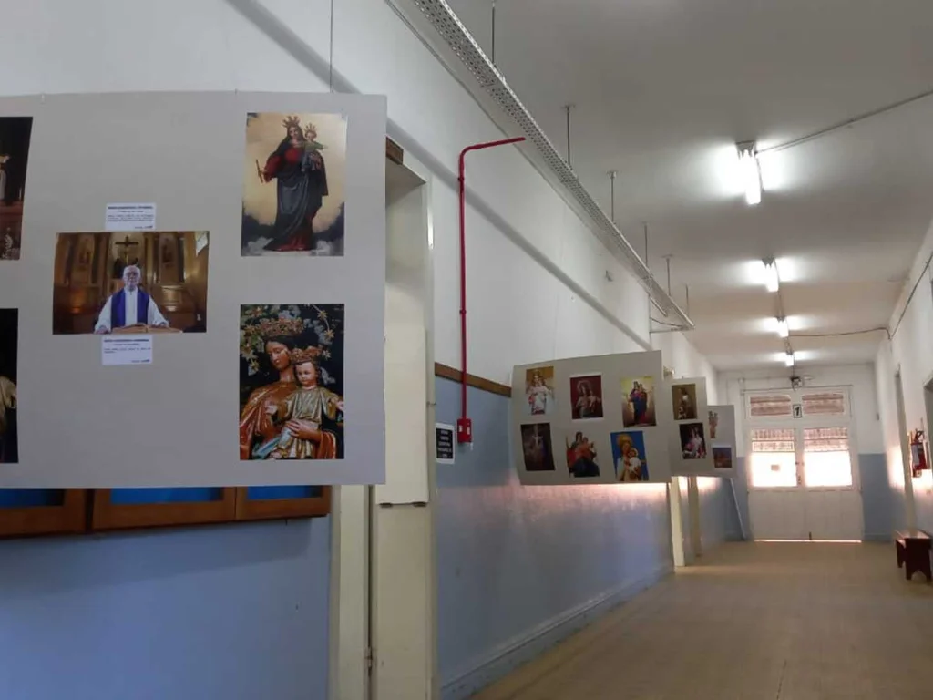 Velas votivas são tema de mostra iconográfica