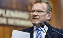 Colegiado escolhe presidente e relator