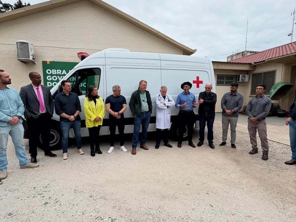 Hospital Colônia Nova recebe nova ambulância