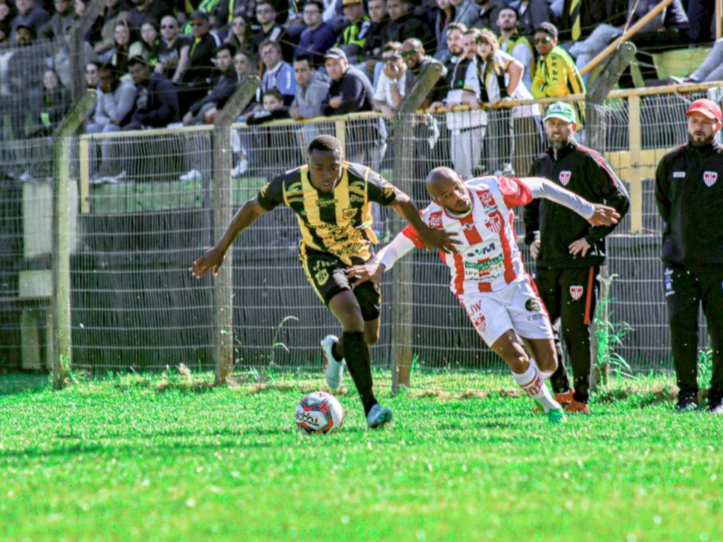 Guarany leva a melhor e garante classificação