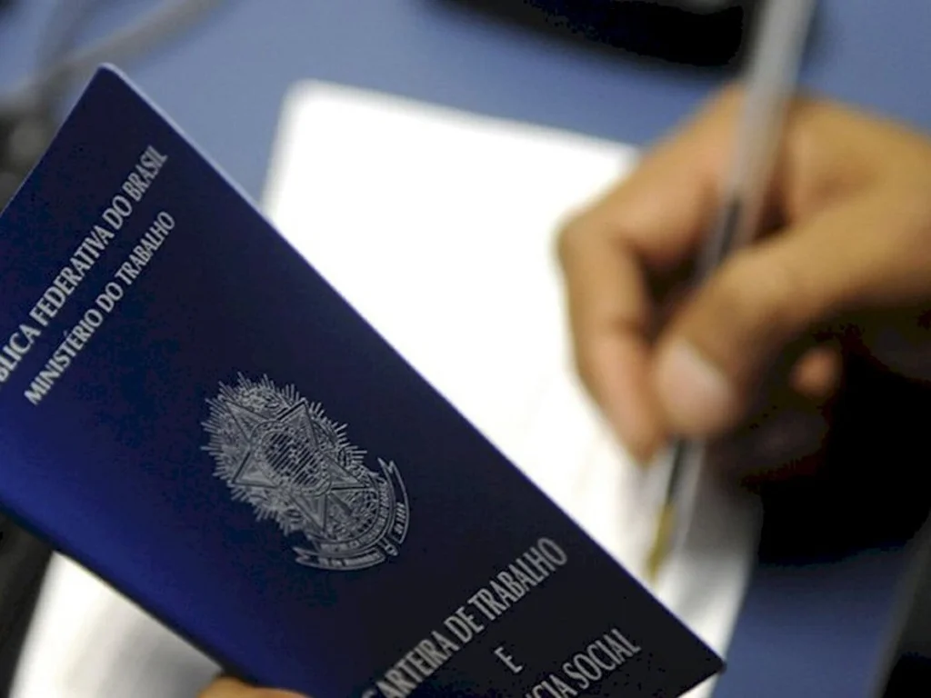 Caged aponta queda nos postos de trabalho