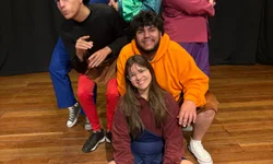 “Coração de Dinossauro” leva crianças a uma aventura pelo Bioma Pampa