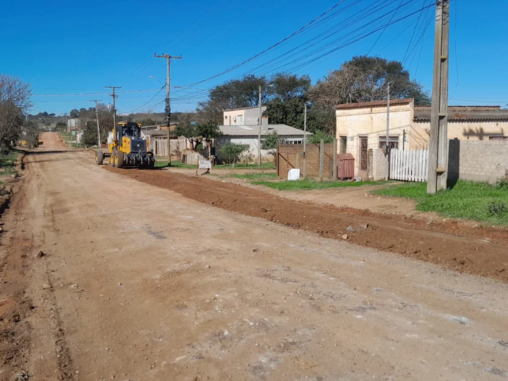 Começa recuperação de ruas após tempestades