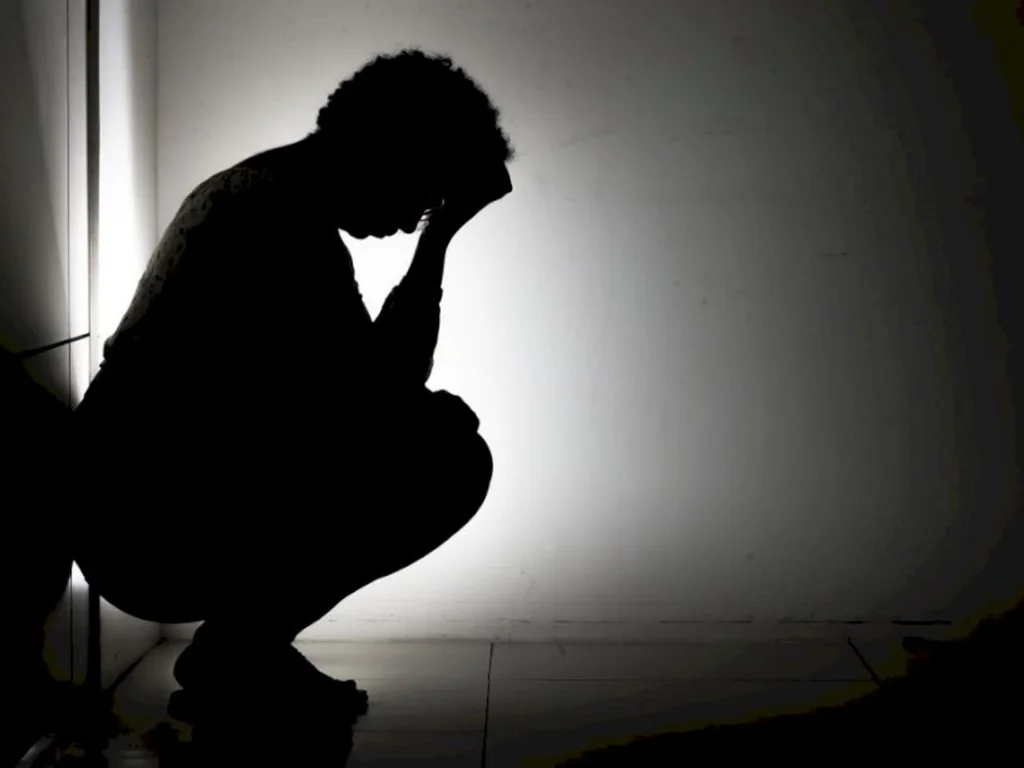 Psicóloga fala sobre o suicídio e como ajudar uma pessoa