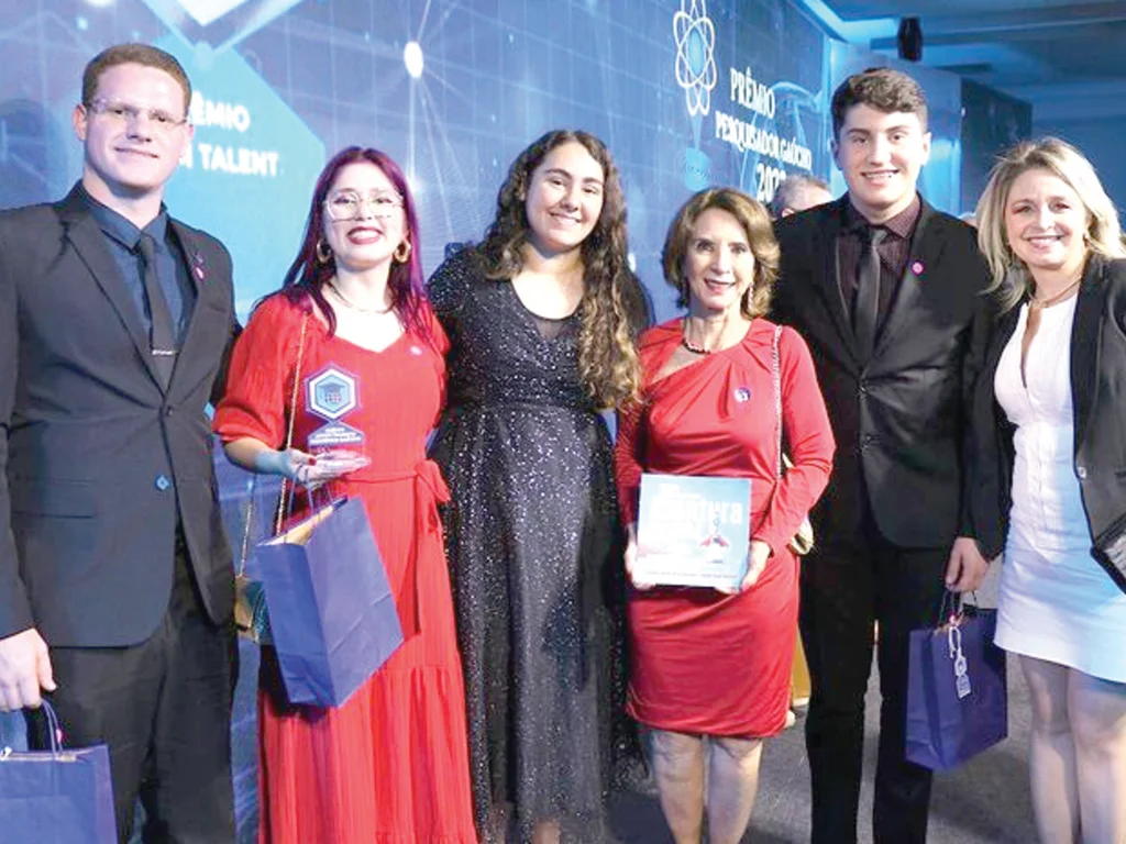 Estudantes que foram à Nasa recebem premiação