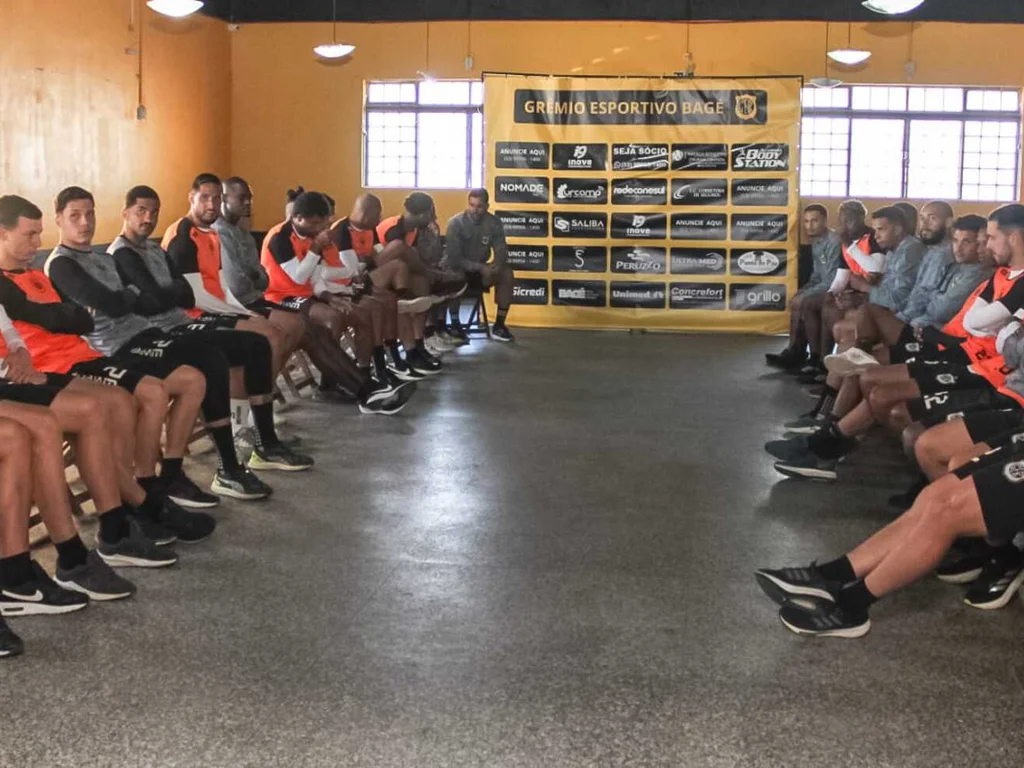 Bagé abre a temporada 2025 com foco na segunda divisão