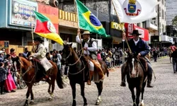 Shows presenciais retornam a ser realizados na Expofeira