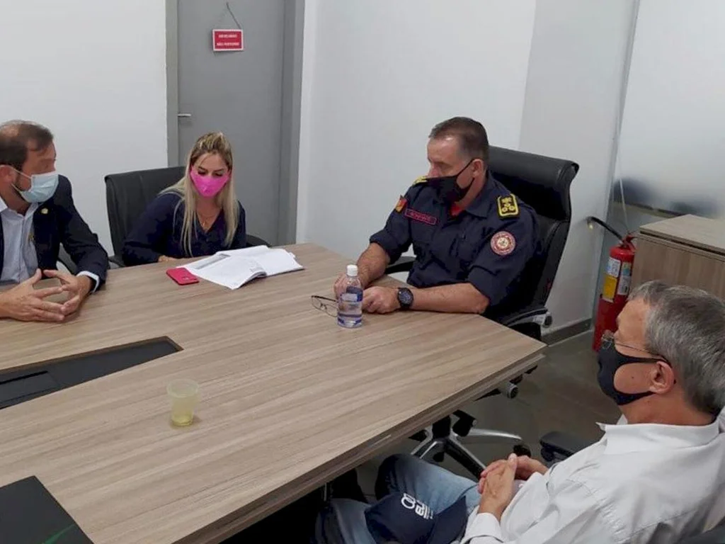 Candiota solicita serviço dos bombeiros