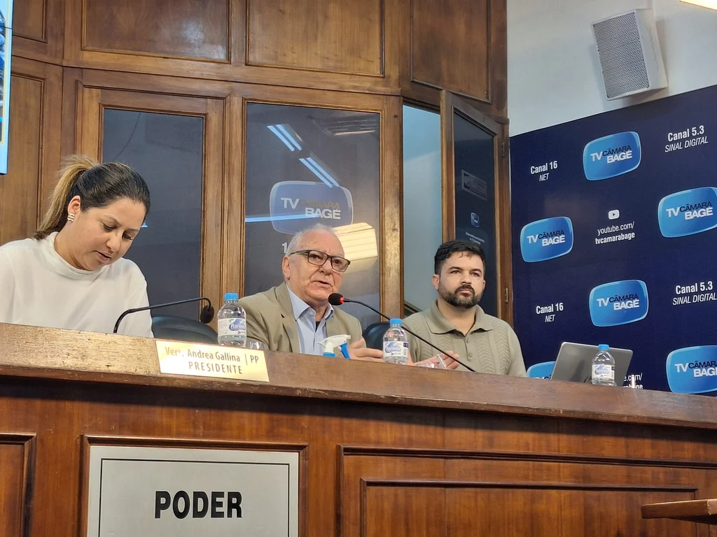 Vice-prefeito apresenta situação da frota municipal