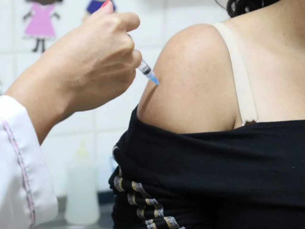 “Vacina da gripe” alavancou imunização contra a covid-19