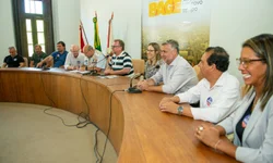 Saúde lidera aplicação de recursos em pacote de R$ 5,6 milhões