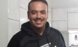 Homens são presos com arma, droga, munições e dinheiro