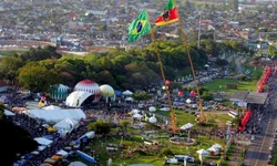 Filhote de dois dias é um dos primeiros a chegar no parque