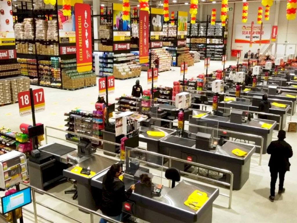 Atacadaço inaugura na avenida Santa Tecla