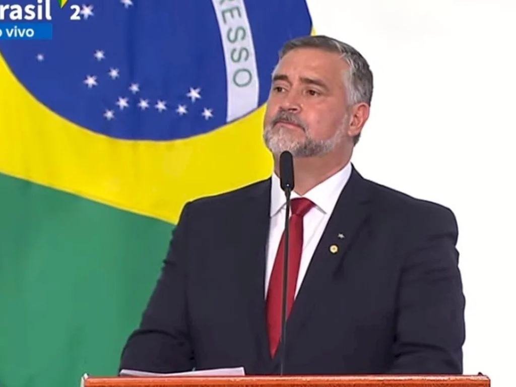 ‘Serão tratados como criminosos’