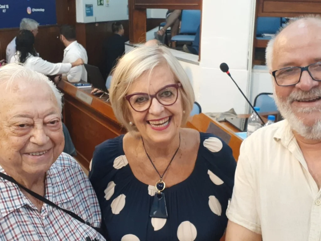 Escritor fala sobre a história de “uma mulher 24 horas”