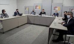 Prefeito atende no Centro Administrativo