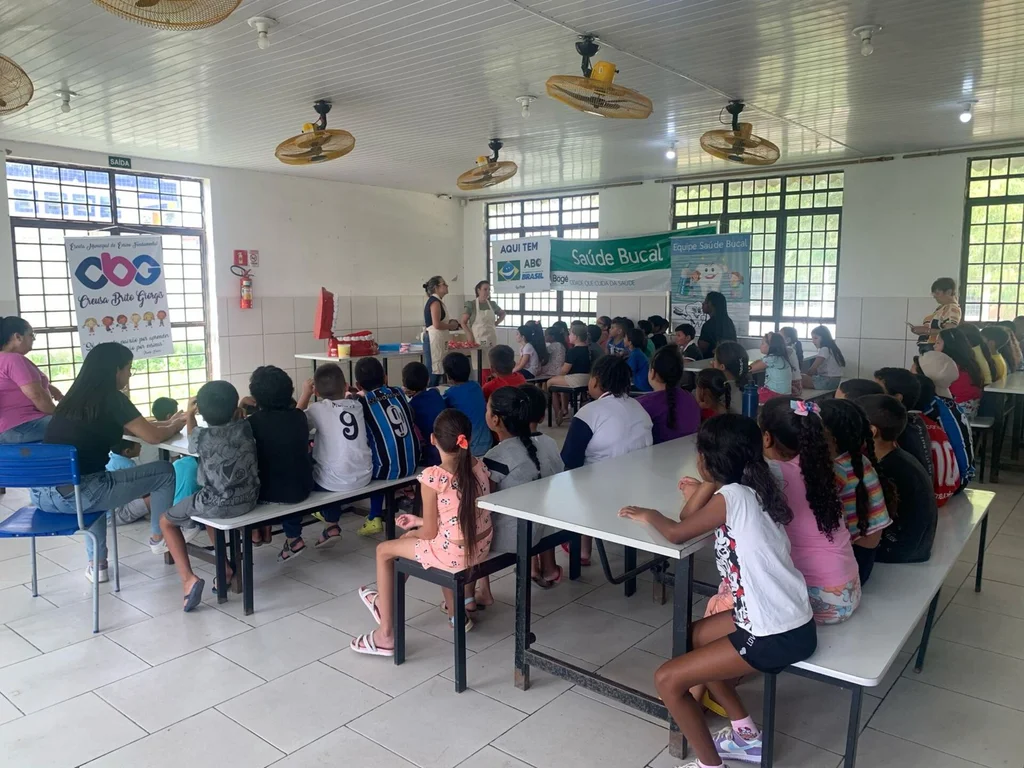 Saúde Bucal nas Escolas beneficia estudantes da rede pública