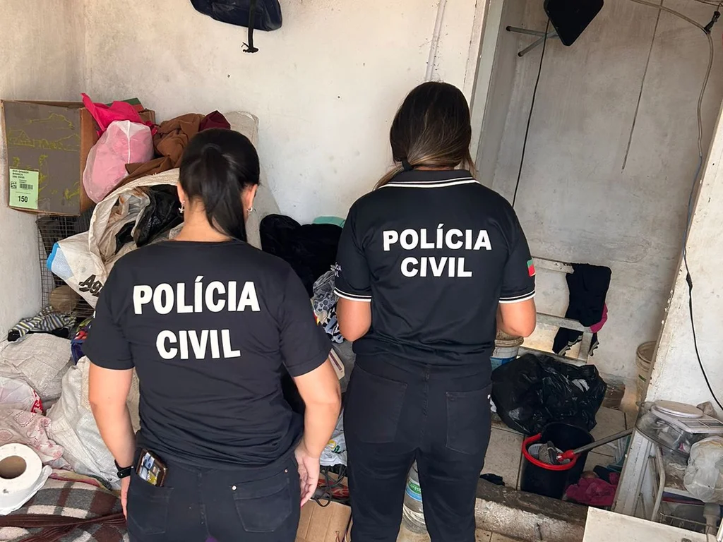 Jovem é libertada de cárcere e suspeito é preso em flagrante