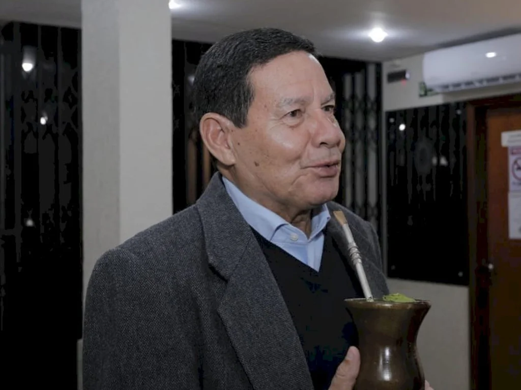 Pastel do Calçadão está no roteiro de Mourão