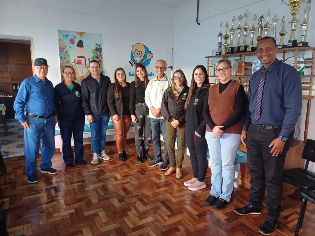 Caminho da Luz e APAE abrem Citadino de Futsal