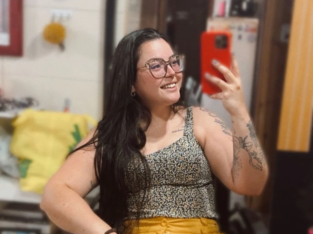 Jovem mobiliza comunidade para custear cirurgia urgente na coluna