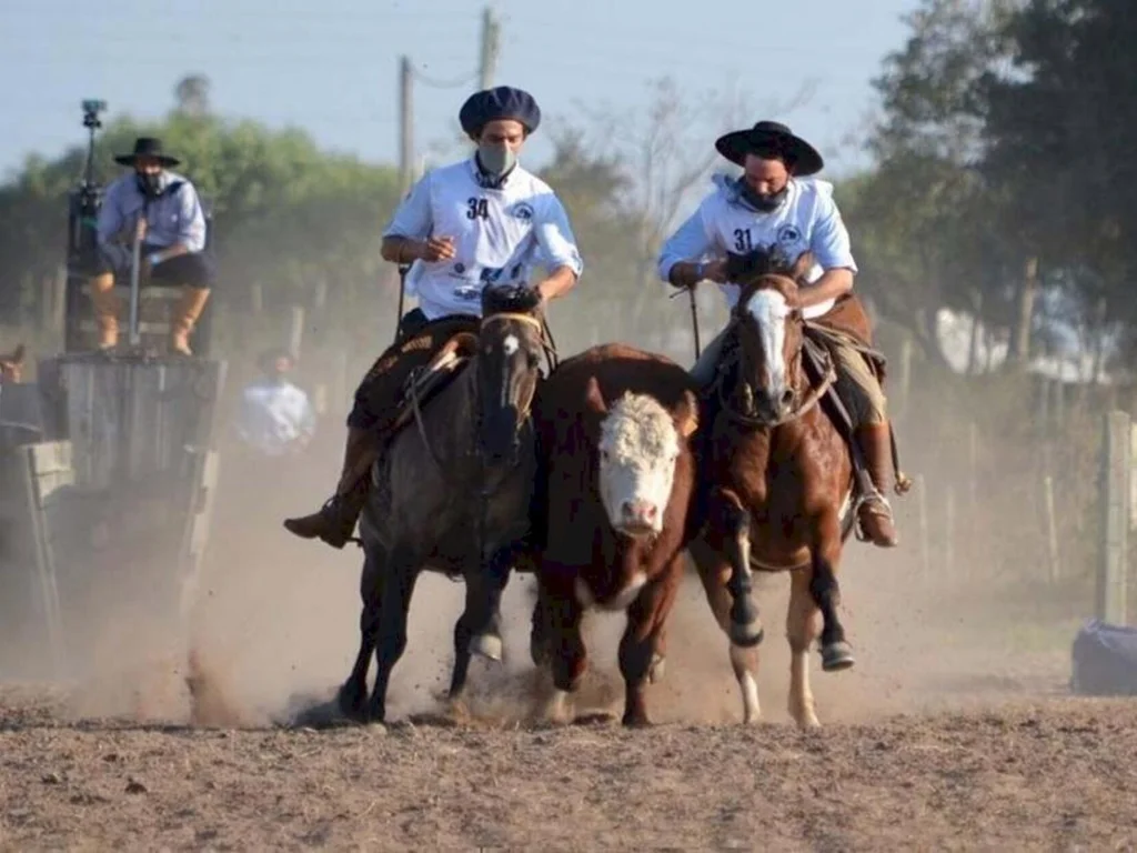 Raça Crioula Levanta poeira em Montevidéu