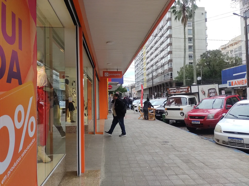 RS cria 8,6 mil empregos formais em abril