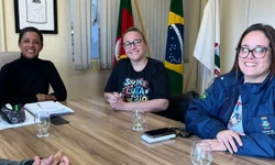 Congresso aprova programa para ampliar médicos especialistas no SUS