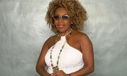 Portela homenageia Príncipe Custódio e reforça ligação com Bagé