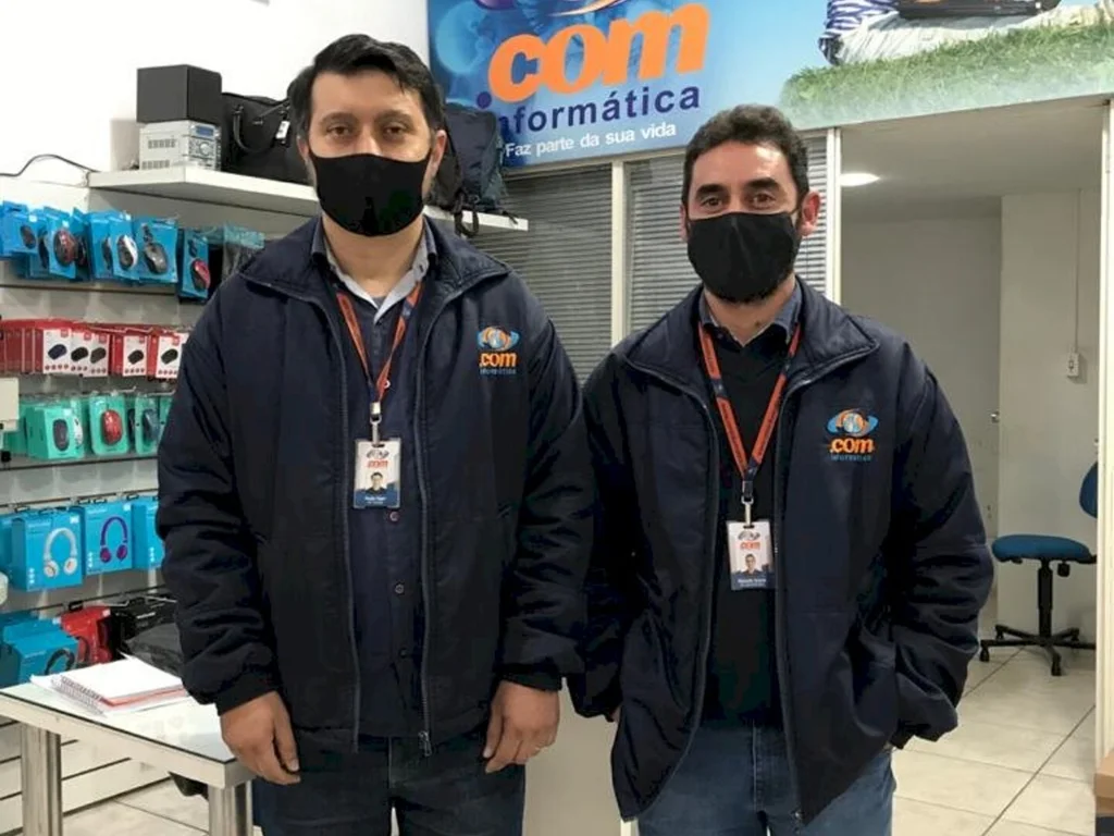 .Com Informática completa 15 anos de credibilidade