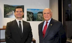 O giro de Mourão pelas obras de Bagé