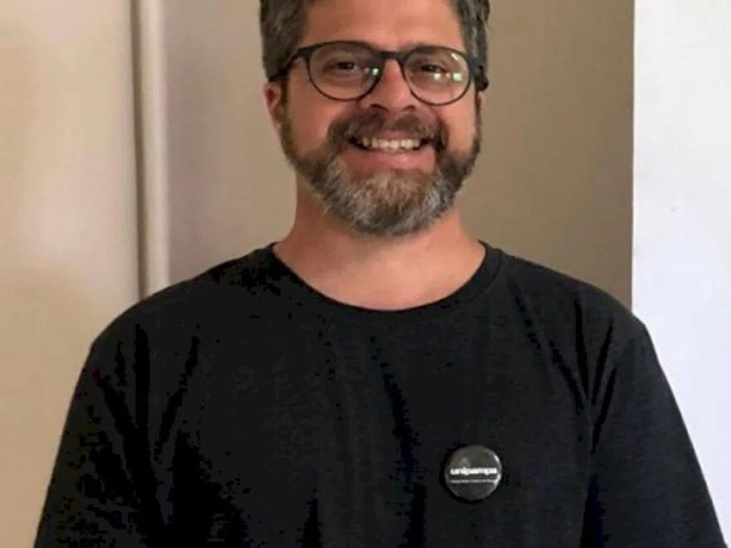 Aplausos – Gilmar de Quadros