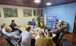 Aciba empossa nova diretoria e prefeito destaca desafios e perspectivas