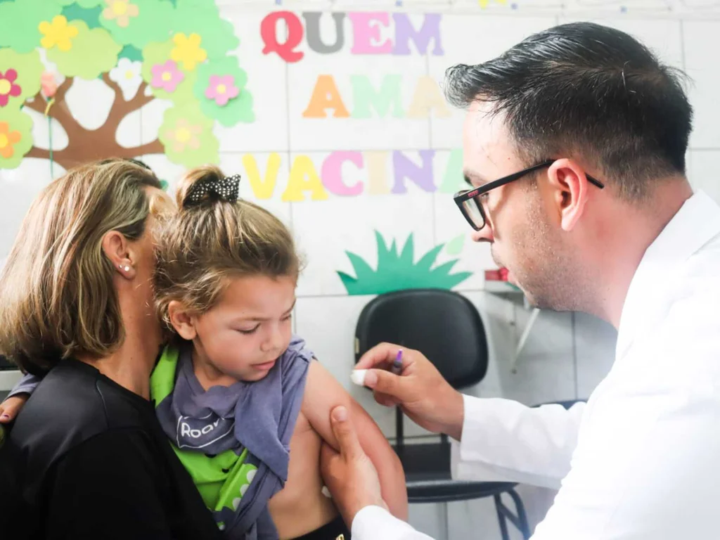 Dia D de Vacinação aplica 575 doses