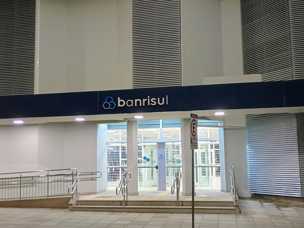 Estado confirma antecipação de 90% do 13º de servidores