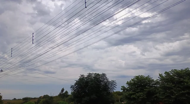 Frente fria e ciclone elevam risco de granizo e acumulados elevados