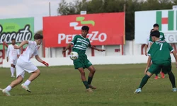 Bruno Coutinho segue no comando do Inter-SM