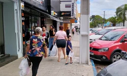 Aciba empossa nova diretoria e prefeito destaca desafios e perspectivas